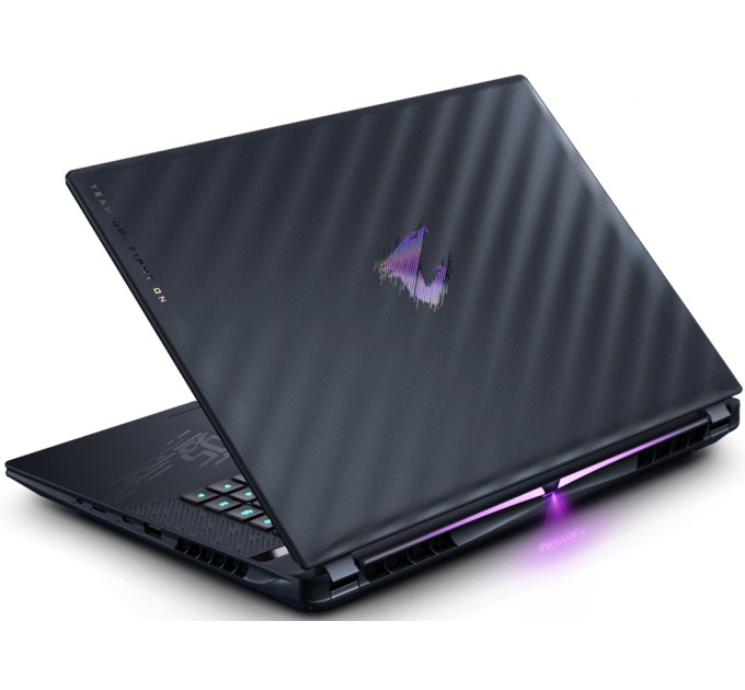GIGABYTE AORUS MASTER 18 (BYHC5EED65SP)